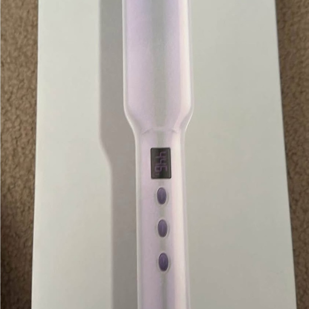 White Hair Styling Tool with Digital Display